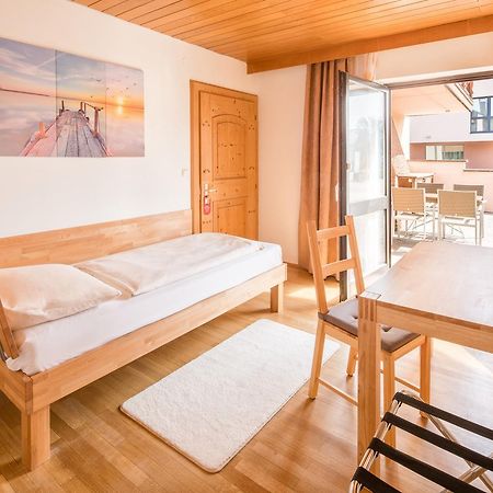 Hotel Bettstadl Ergolding Eksteriør billede