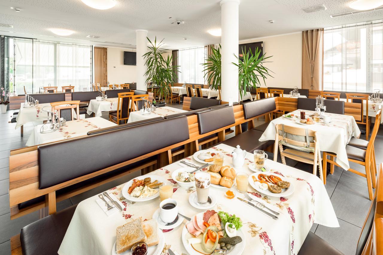 Hotel Bettstadl Ergolding Eksteriør billede